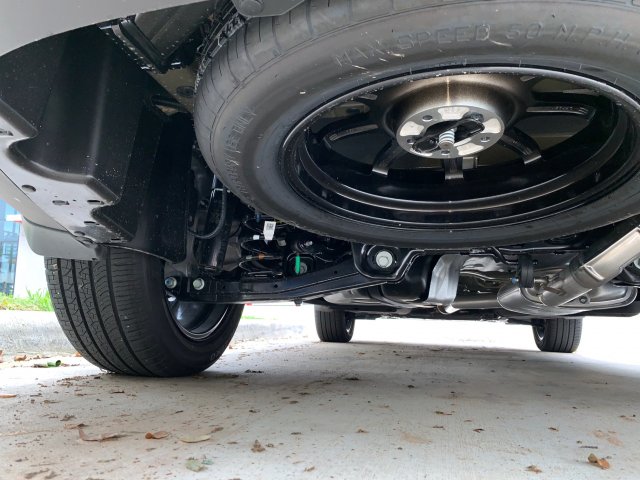 Auto leveling suspension up close | Palisade Forum