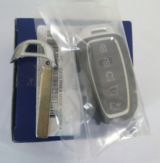 key fob 2.jpg